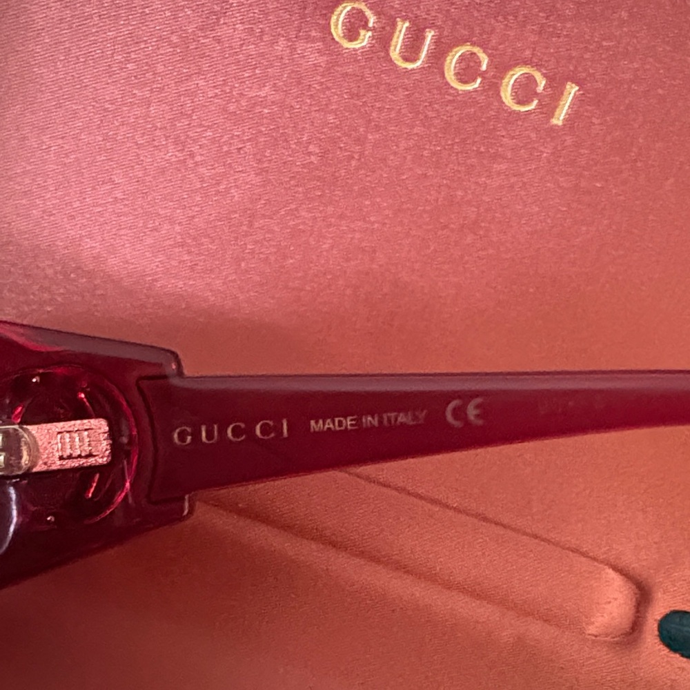 Gucci Square-Frame Injection Sunglasses - Picture 3 of 3